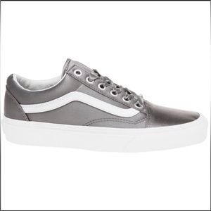 VANS Old Skool Satin Lux (Grey / True White) Women Size 7